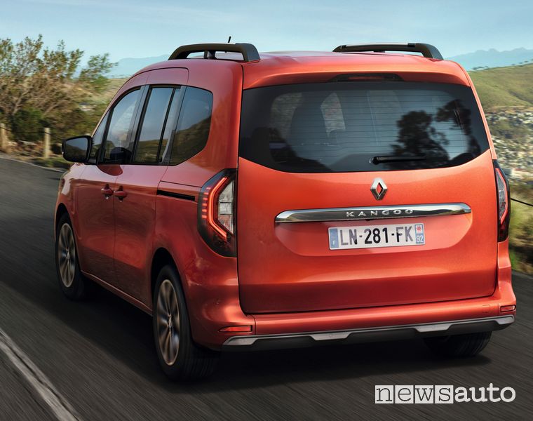 Vista posteriore nuovo Renault Kangoo con portellone