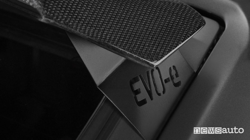 Dettagli in fibra di carbonio Lancia Delta Integrale elettrica EVO-e