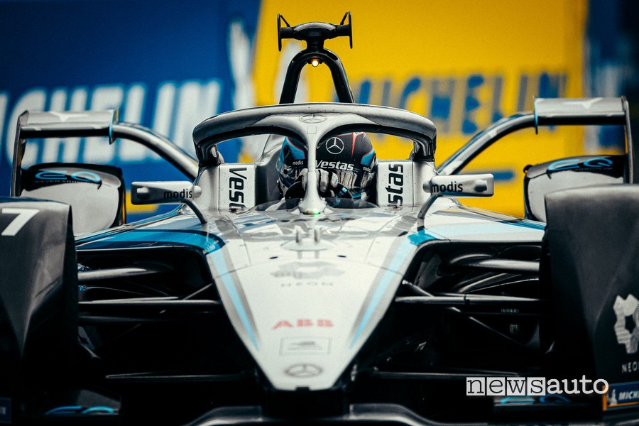 Nyck de Vries MercedesEQ Formula E ePrix Londra gara 2