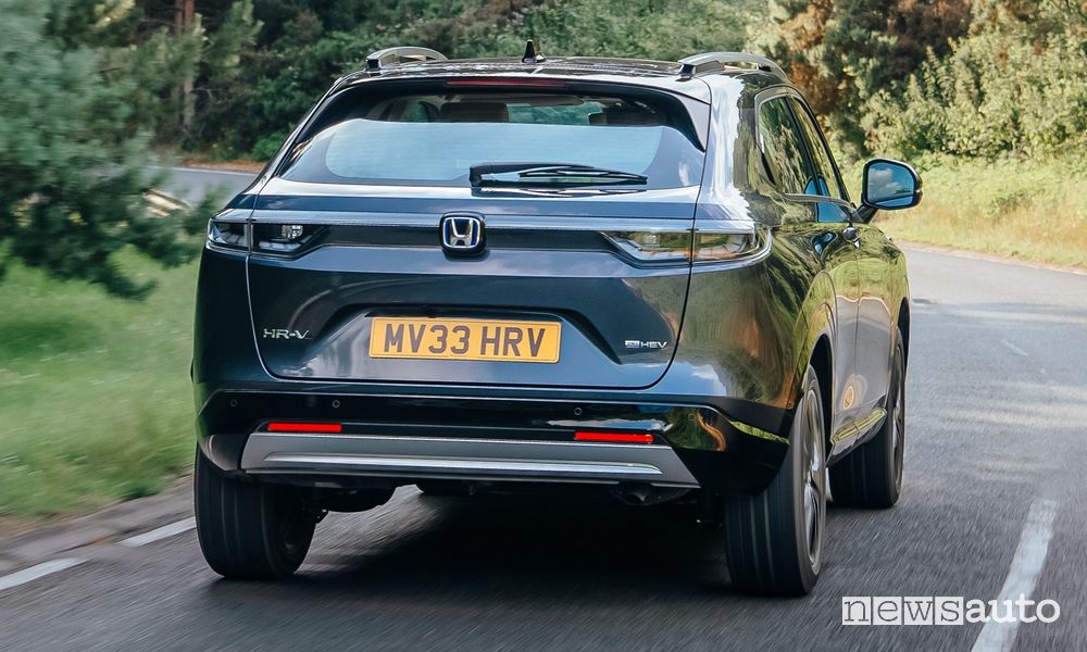 HR-V e:HEV posteriore con fari a led