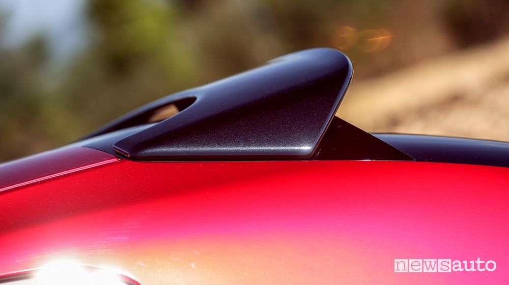 Spoiler posteriore Mazda3 in prova