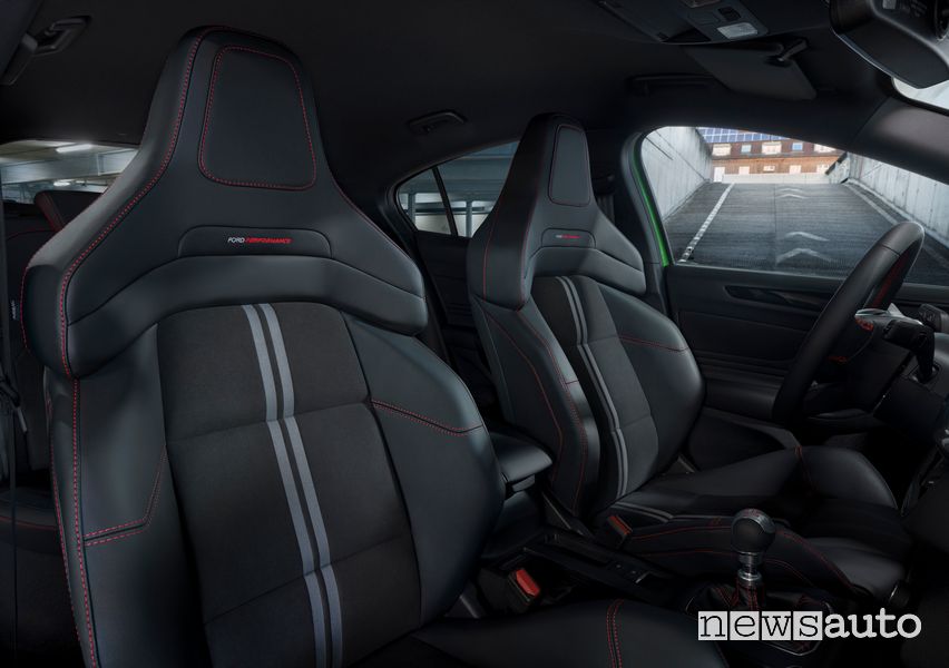 New Ford Focus ST interior sports seats