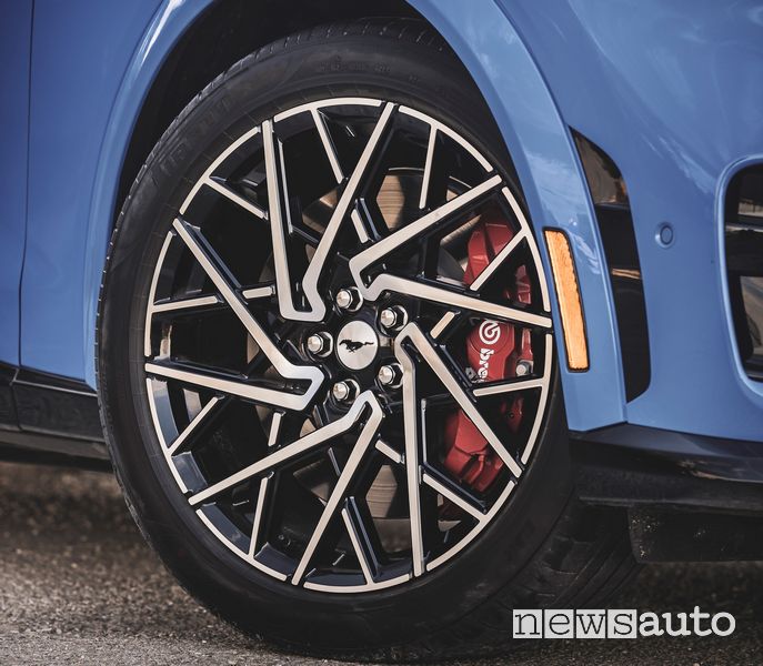Cerchi in lega da 20" Ford Mustang Mach-E GT Grabber Blue