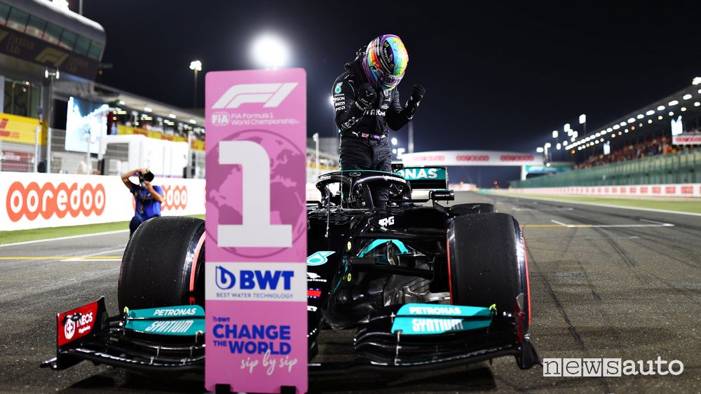 Qualifiche GP Qatar 2021 record della pista di Losail Lewis Hamilton Mercedes-AMG