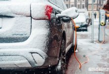 Come ricaricare l'auto elettrica al freddo