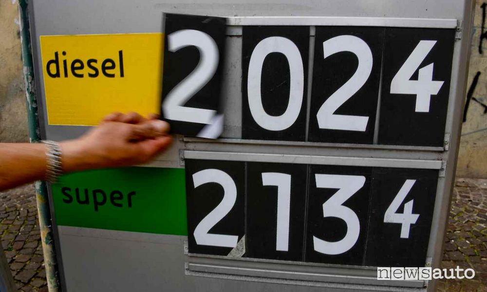 Prezzi benzina, diesel, metano e GPL, effetto guerra aumenti a 3 euro al litro