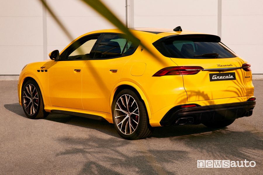 Vista posteriore Maserati Grecale Trofeo
