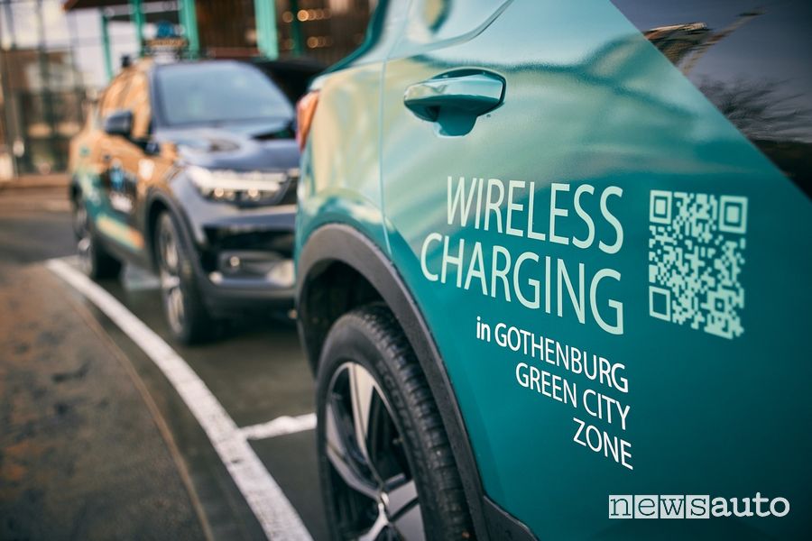 Test Volvo ricarica wireless per auto elettriche nelle città di Göteborg