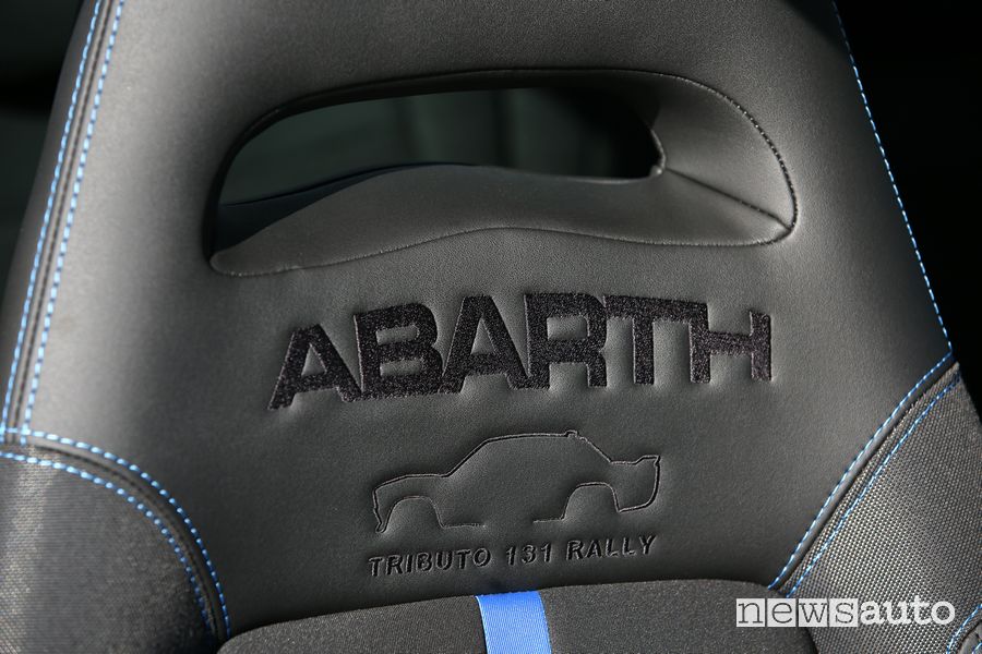 Logo sedili poggiatesta Abarth 695 Tributo 131 Rally