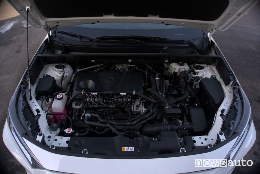 Vano motore Toyota Rav4 trasformata in GPL