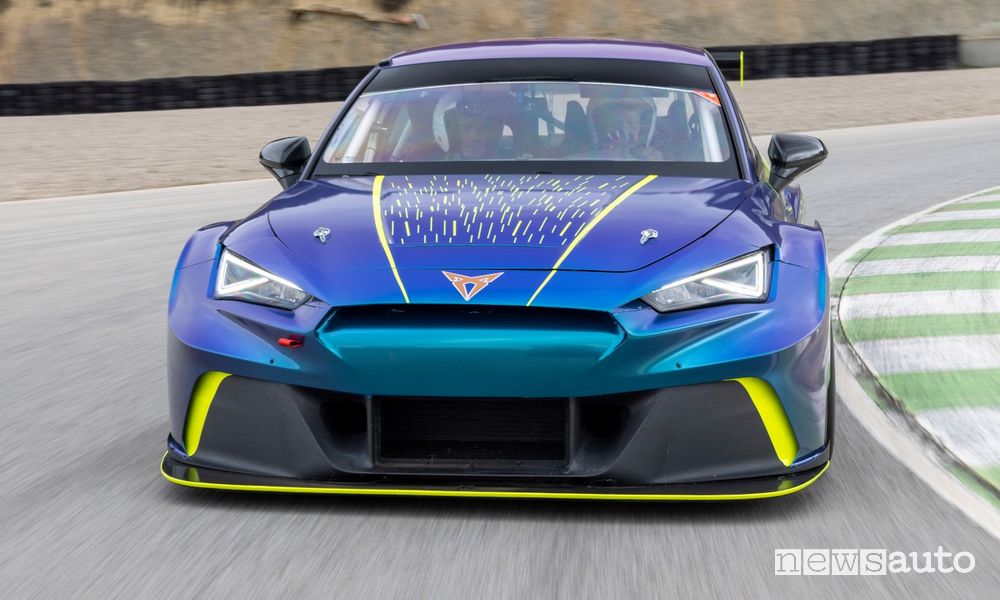 Cupra e-Racer, l'auto elettrica da corsa per il campionato ETCR