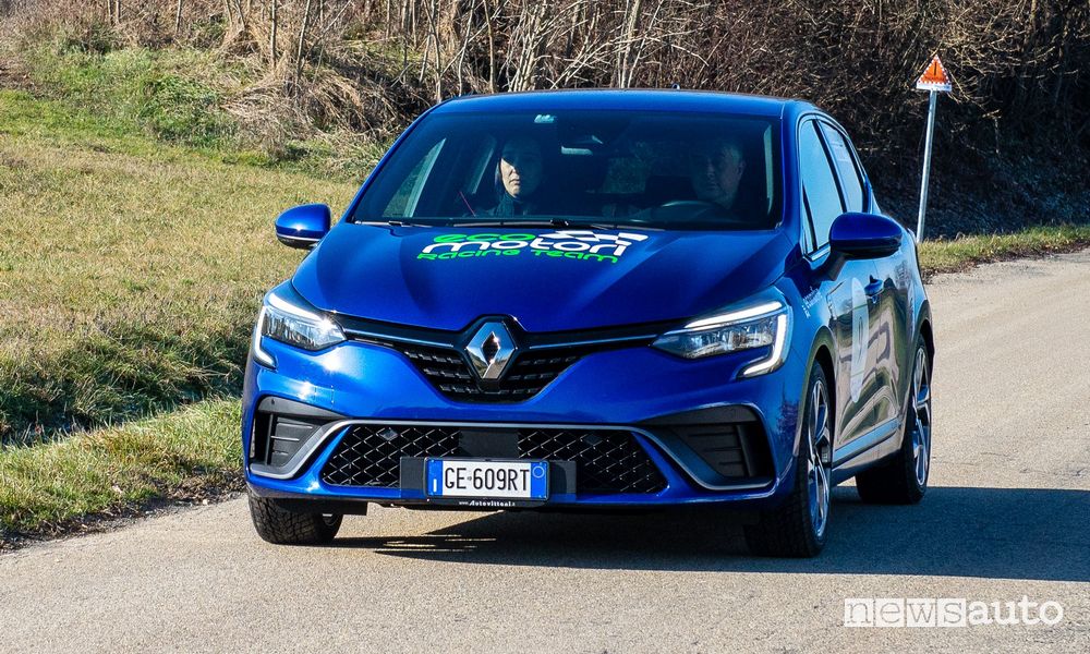 Renault Clio ibrida a metano, consumi e autonomia