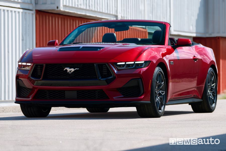 Profile view of new Ford Mustang convertible