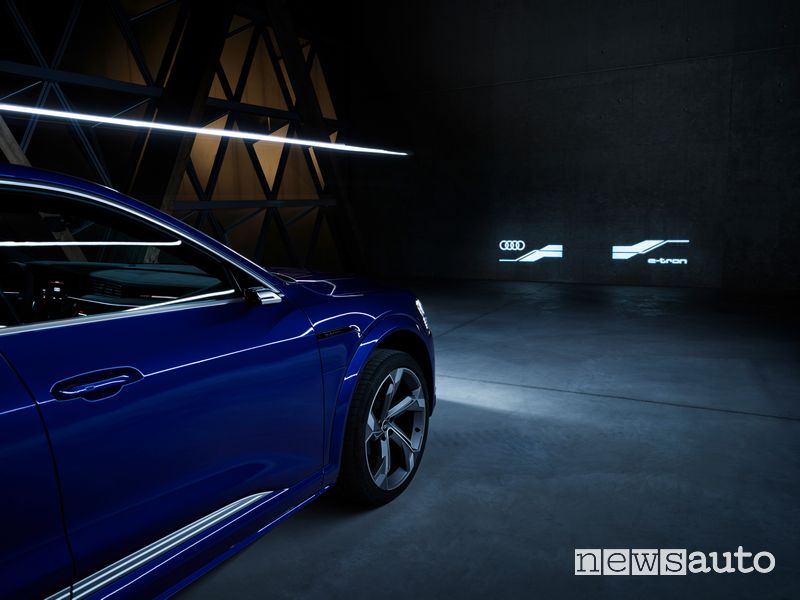 Audi SQ8 Sportback e-tron quattro fari LED Digital Matrix
