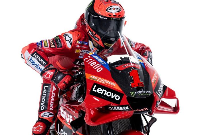 Bagnaia e Bastianini con la nuova Ducati Desmosedici GP
