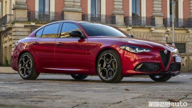 Alfa Romeo Giulia 2023 anteriore 3/4