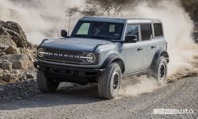 Ford Bronco Badlands in off road