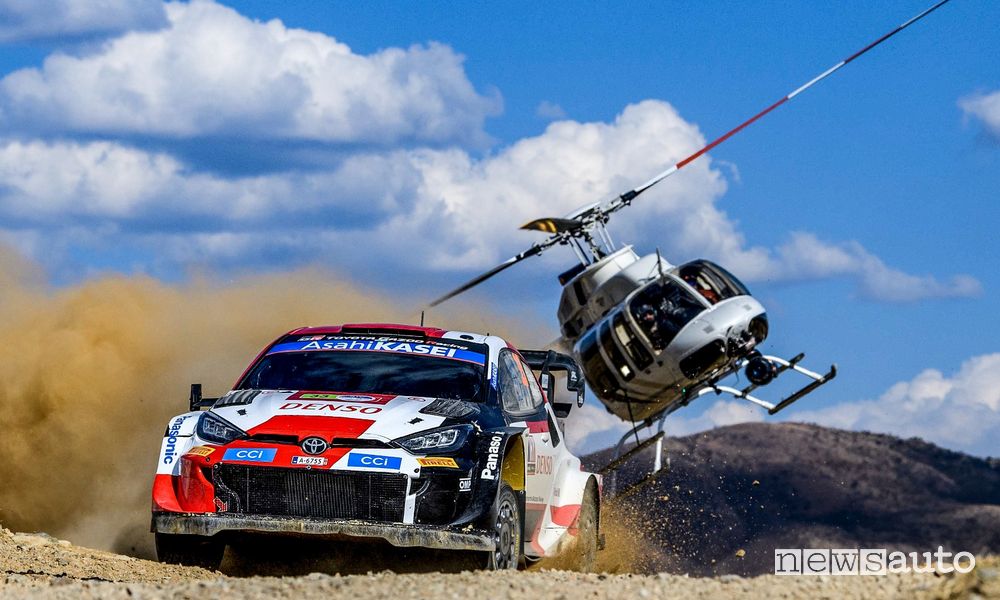 Spettacolare ripresa dall'elicottero durante il Rally del Messico 2023