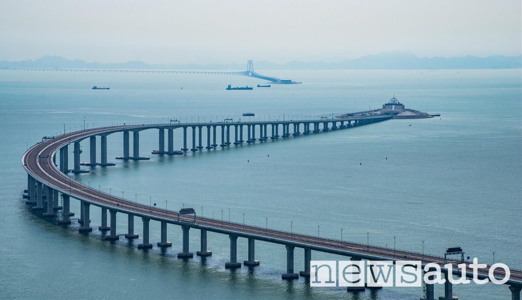 Ponte Hong Kong-Zhuhai-Macao tra i più lunghi al mondo