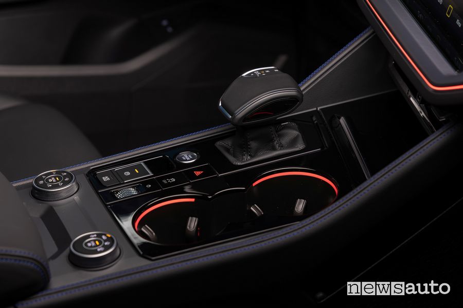 Volkswagen Touareg R-Line console centrale