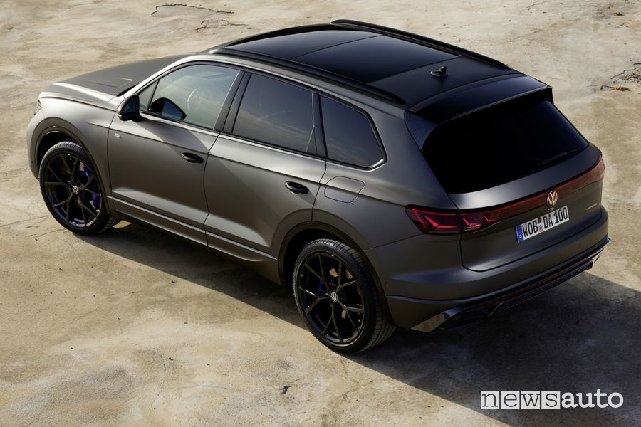 Volkswagen Touareg R eHybrid posteriore 3/4