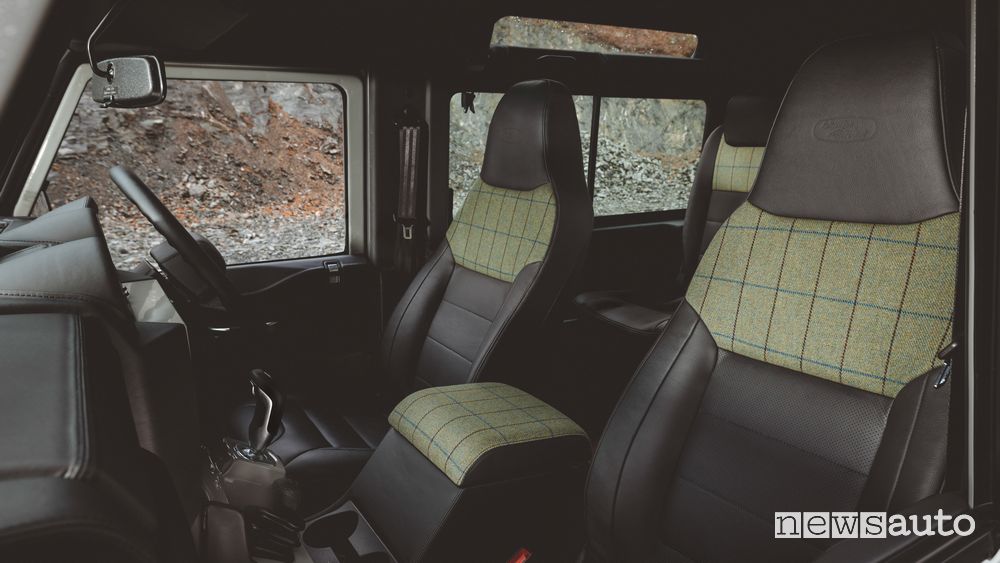 Land Rover Defender Works V8 Islay Edition sedili abitacolo