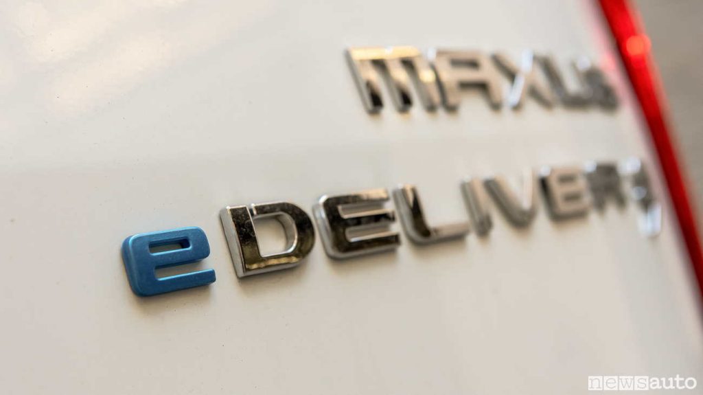 Il logo eDeliver9 del Maxus