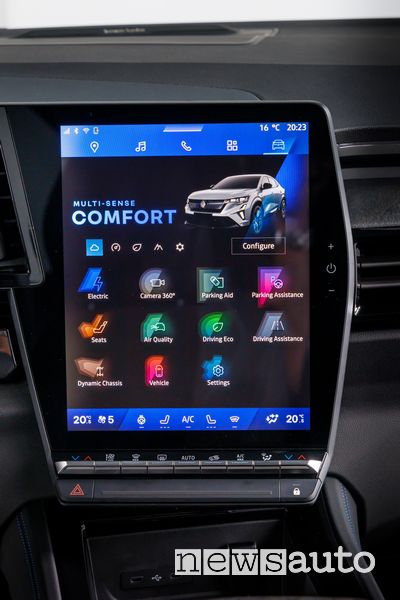 Nuovo Renault Rafale display infotainment