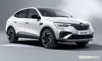 Nuova Renault Arkana Esprit Alpine anteriore 3/4