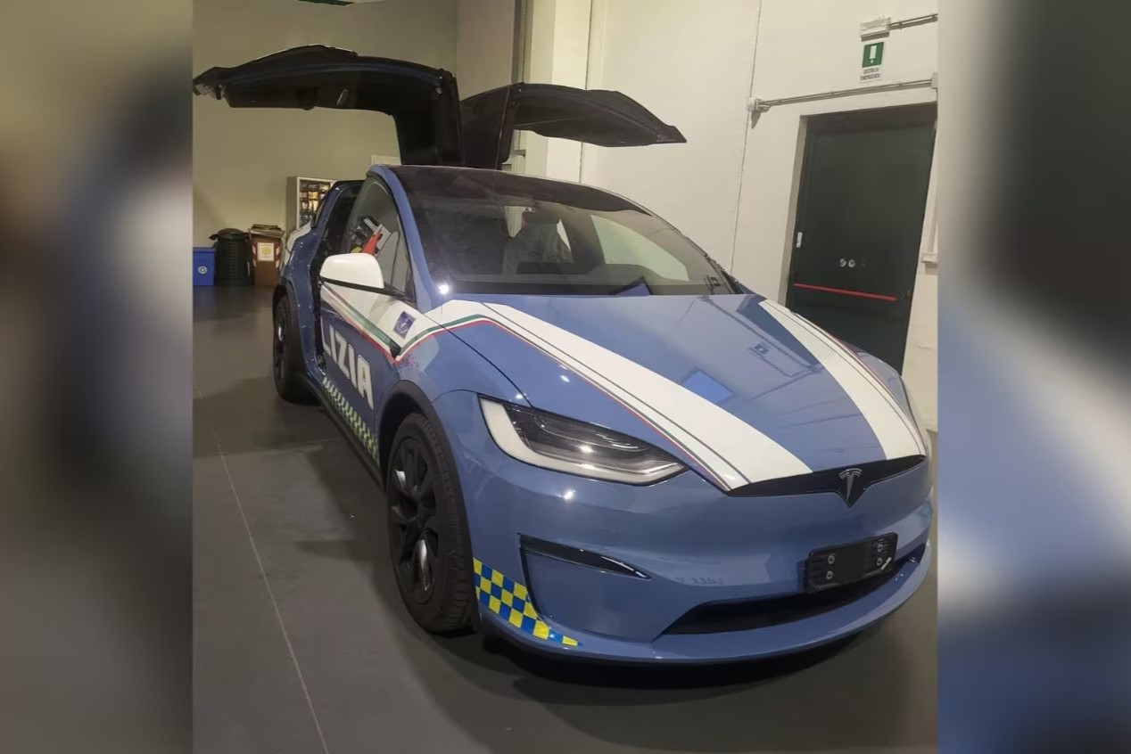 Tesla Model X, the electric police car Pledge Times