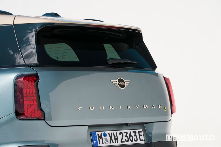 Nuova Mini Countryman SE portellone posteriore