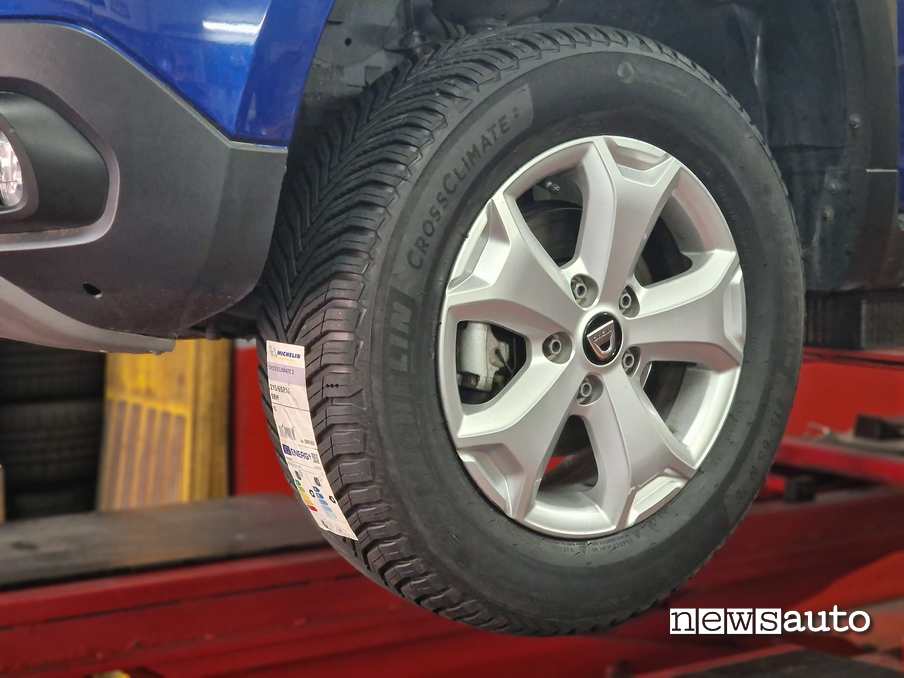 Michelin-CrossClimate-2-su-Dacia-Duster