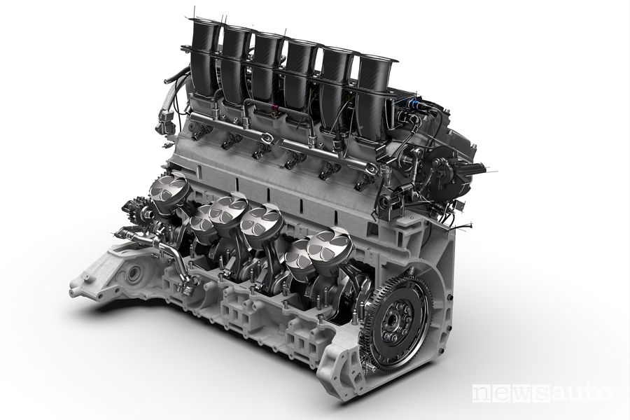 Pagani Huayra R Evo motore V12