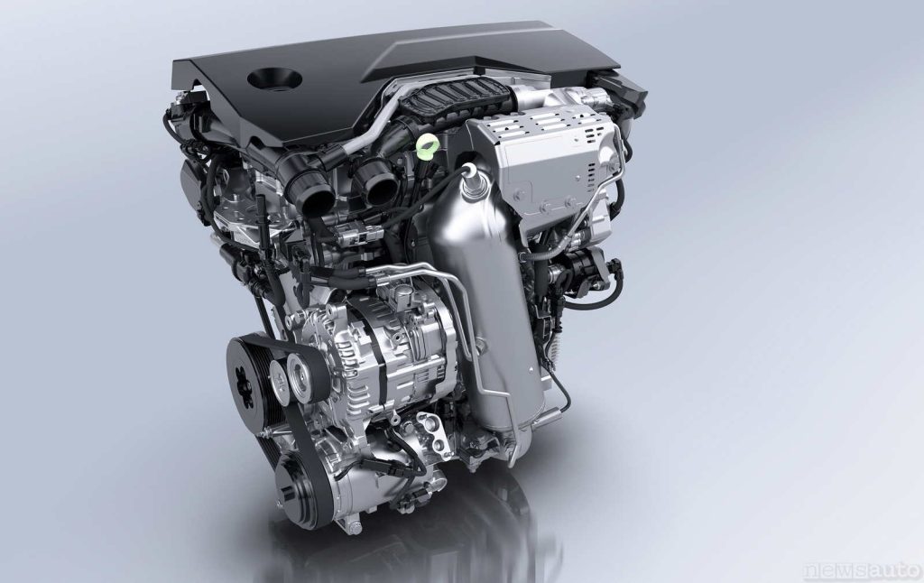  In primo piano sul motore Puretech 2024 l'alternatore-starter azionato a cinghia (MHSG o BSG)