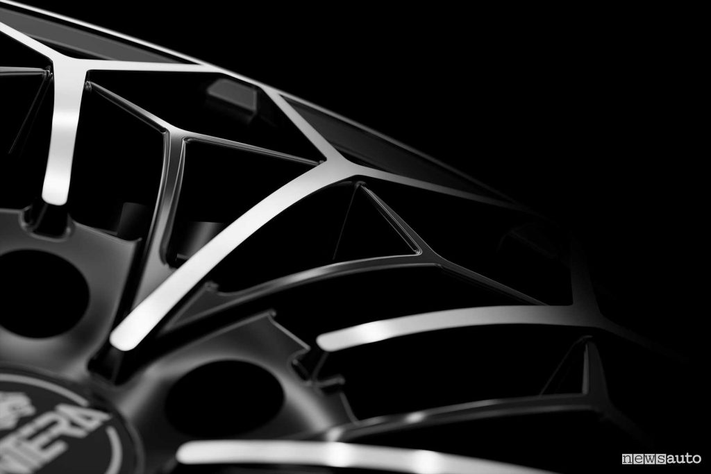 Cerchio Antera A105 Piano Black Diamond