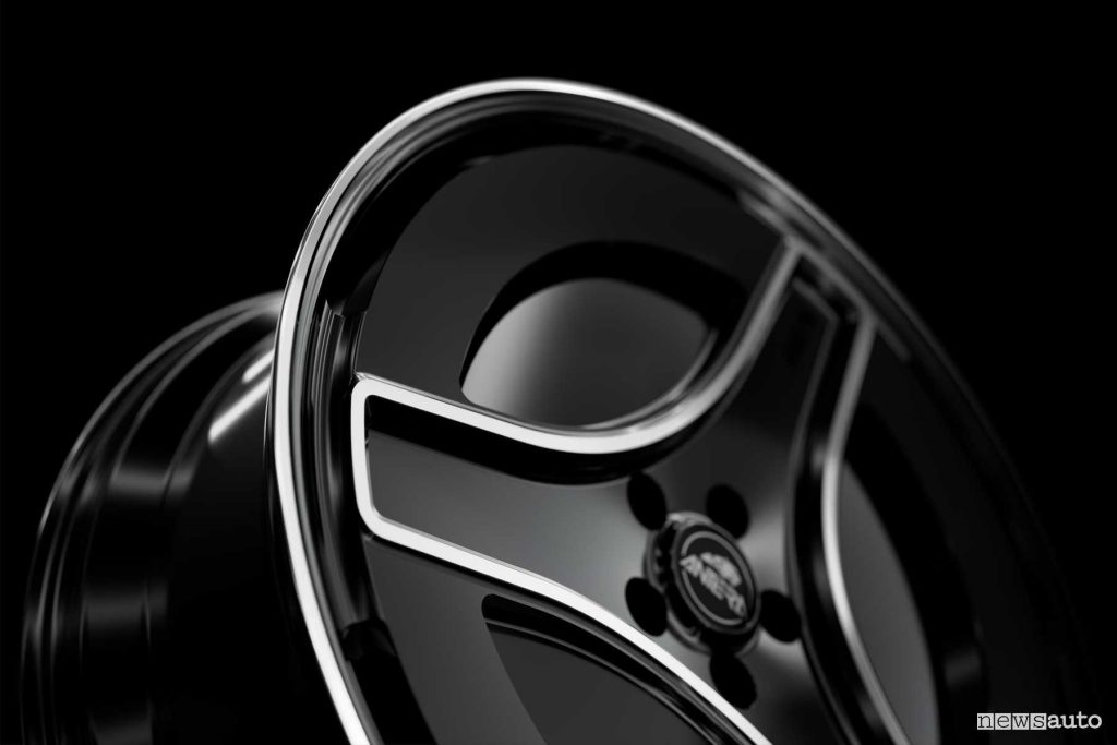 Cerchio Antera A303 Piano Black Diamond