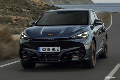 Cupra Tavascan VZ su strada