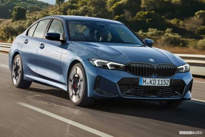 Nuova BMW Serie 3 330i su strada