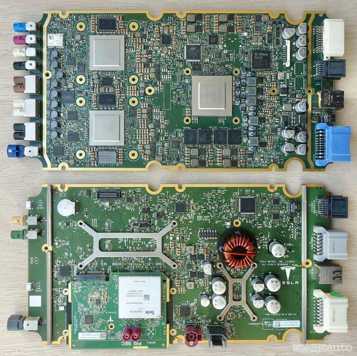 Hardware Tesla