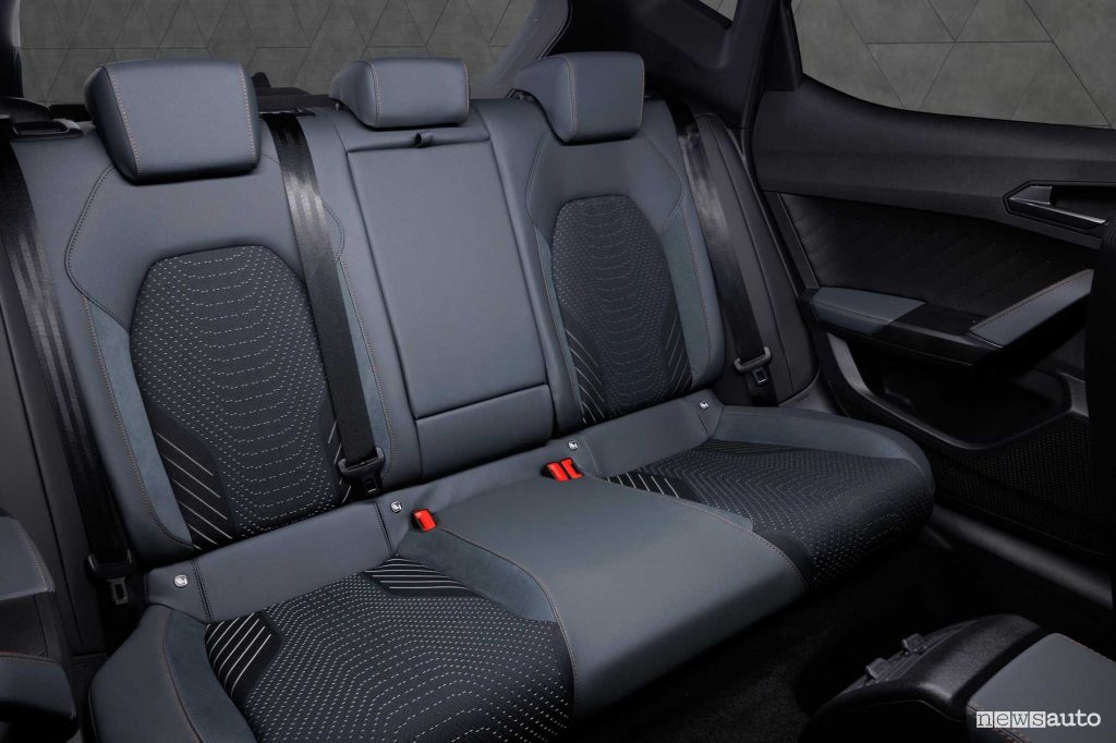 New Cupra Leon VZ rear passenger compartment seats
