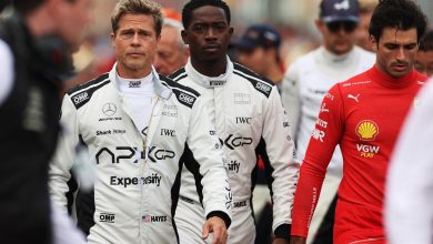Pitt, Idris e Sainz nel Paddock di F1