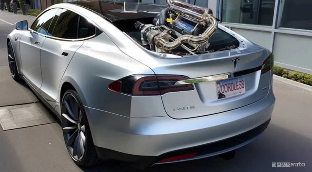 Tesla Model S, sostituzione con motore diesel