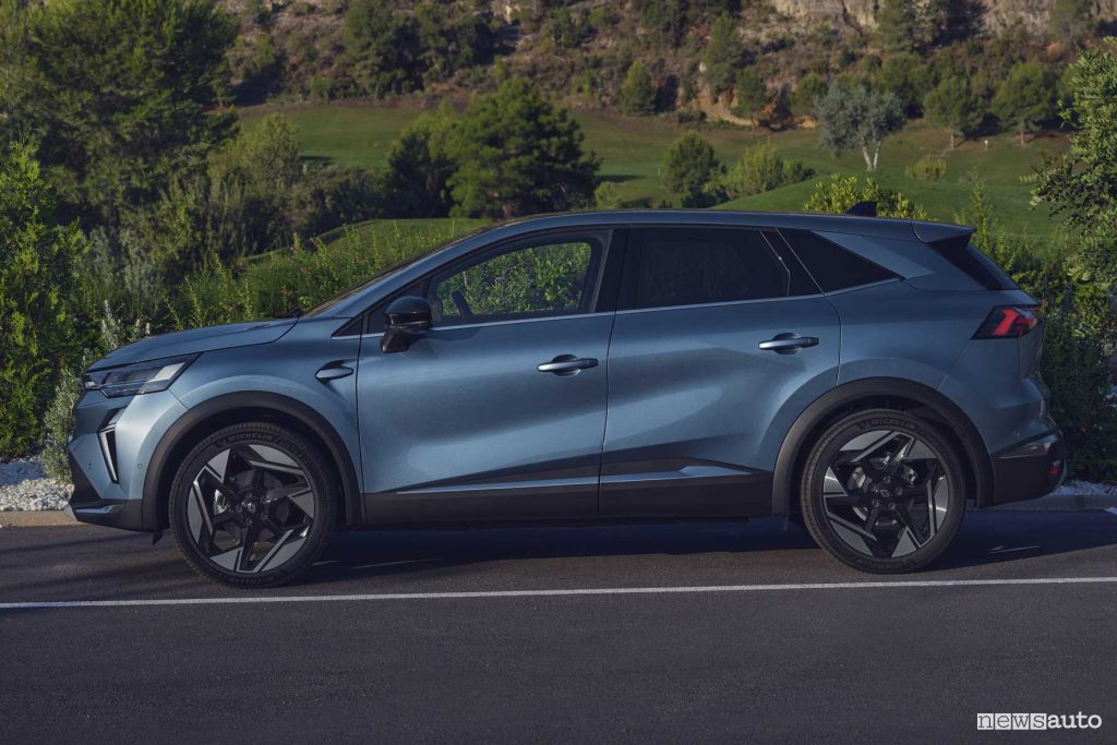 Renault Symbioz Blu laterale 3/4