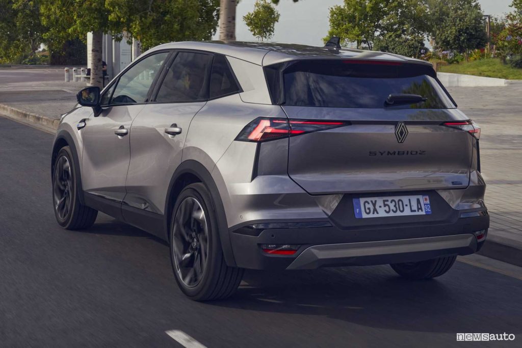 Renault Symbioz Esprit Alpine su strada