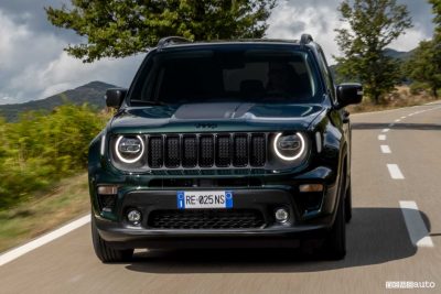 Jeep Renegade North Star su strada