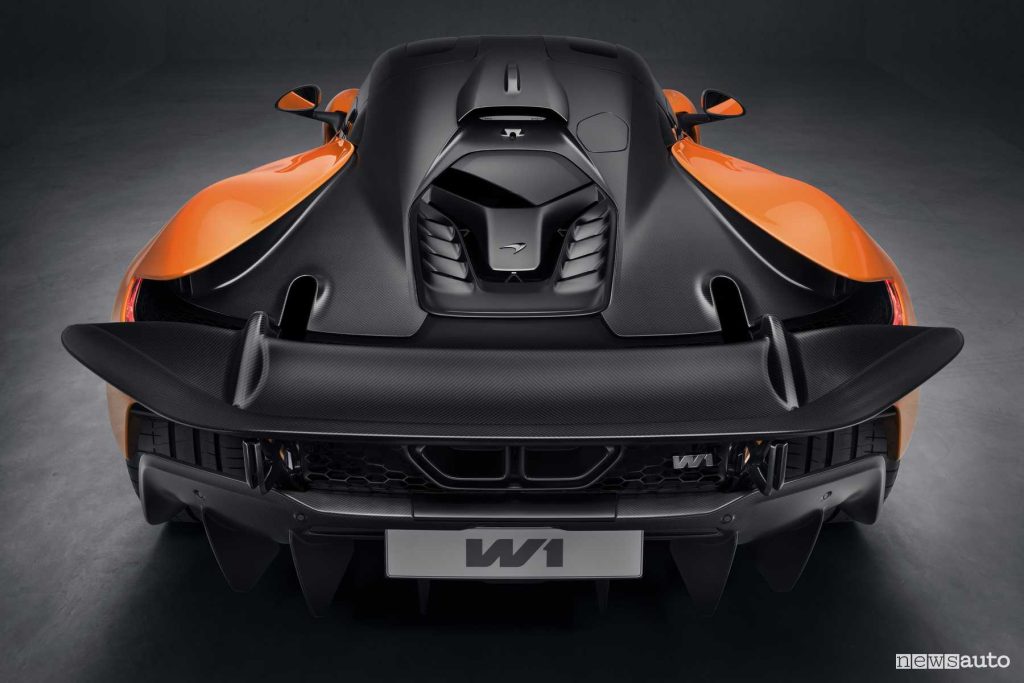 McLaren W1 rear wing