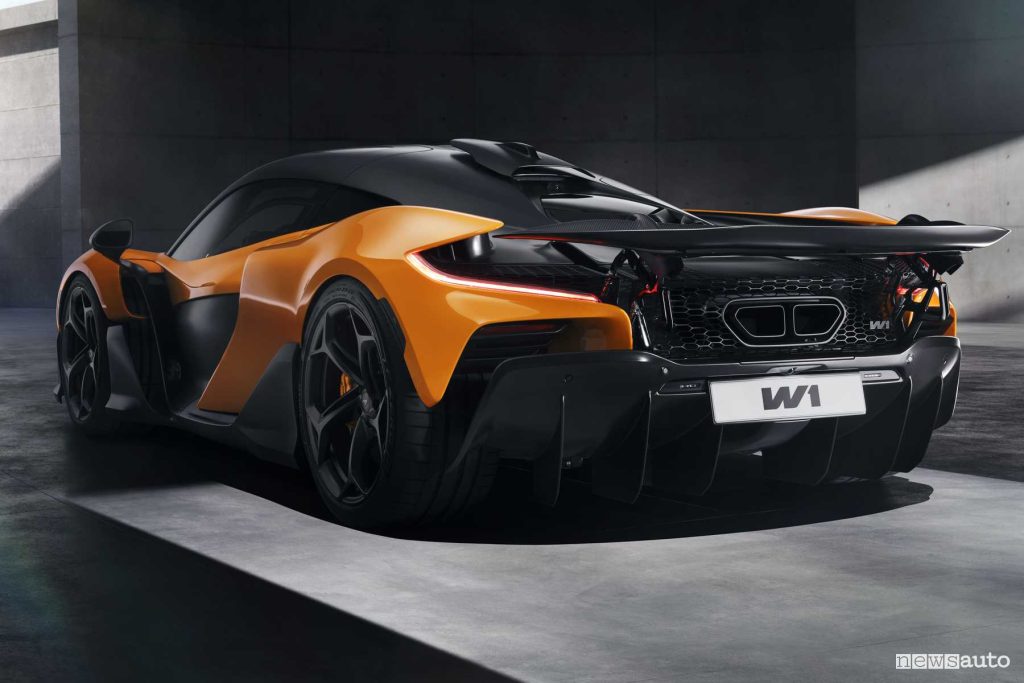 McLaren W1 rear 3/4