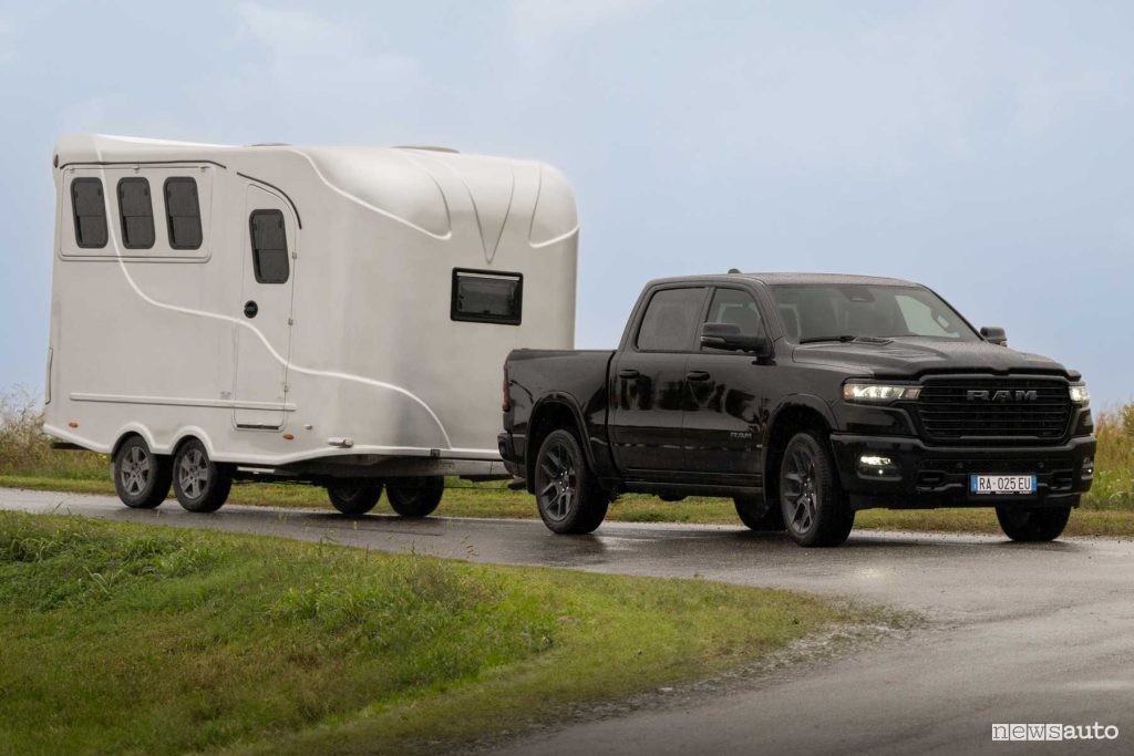 Ram 1500 Laramie towing