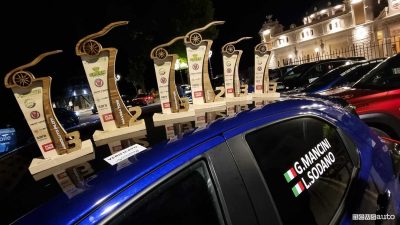Roma Eco Race 2024 equipaggio Mancini-Sodano su Mazda su Mazda 2 Hybrid