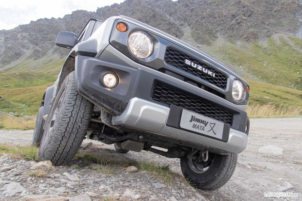 Suzuki Jimny Mata in off road
